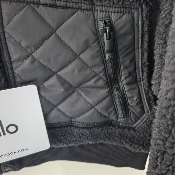 Alo Yoga Women's Black Sherpa Edge Bomber Jacket - Picture 6 of 7